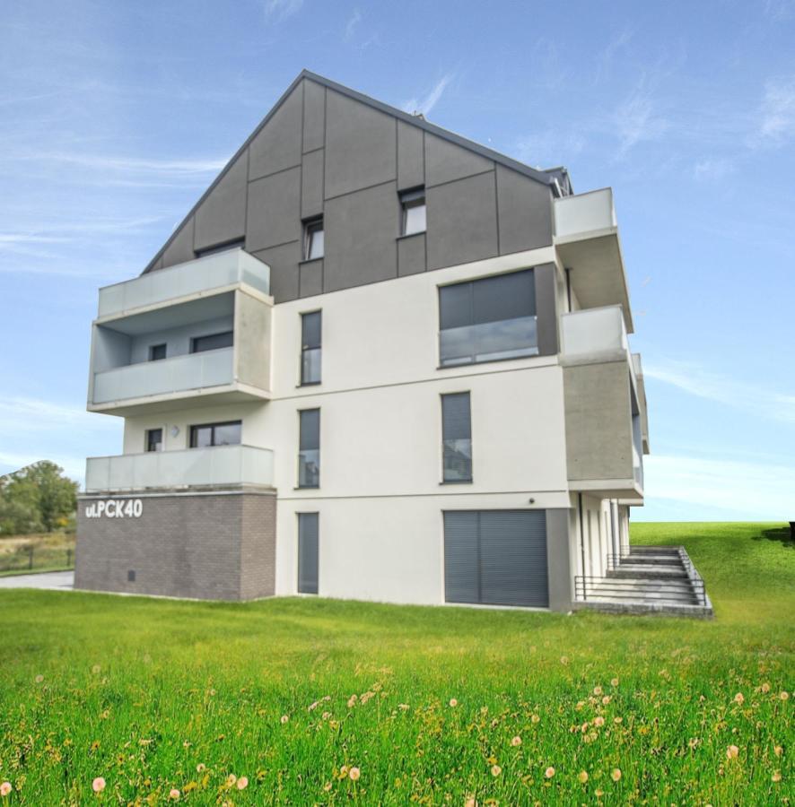 Apartament W Cieplicach Comfort Jelenia Gora Bagian luar foto